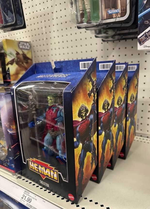 New-Adventures-Masterverse-Skeletor-Target-Exclusive-on-shelves-3a
