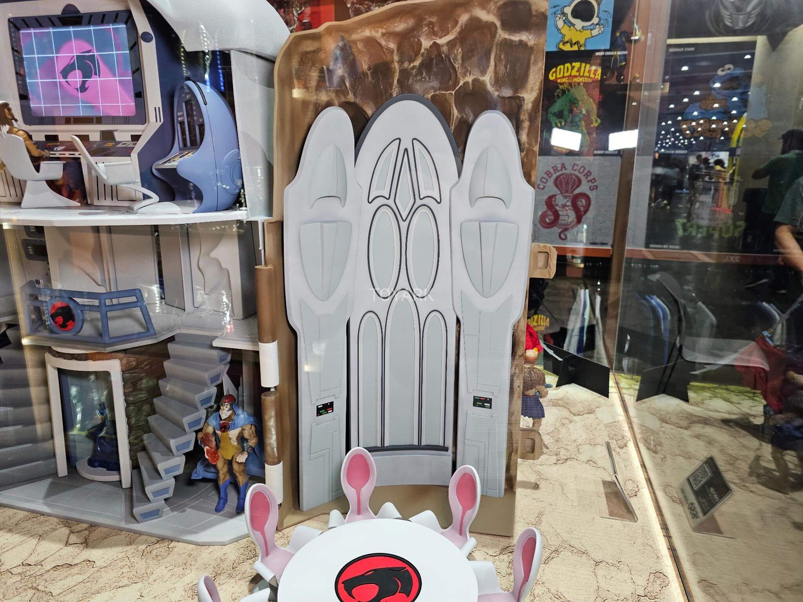 SDCC-23-Super7-Cats-Lair-032