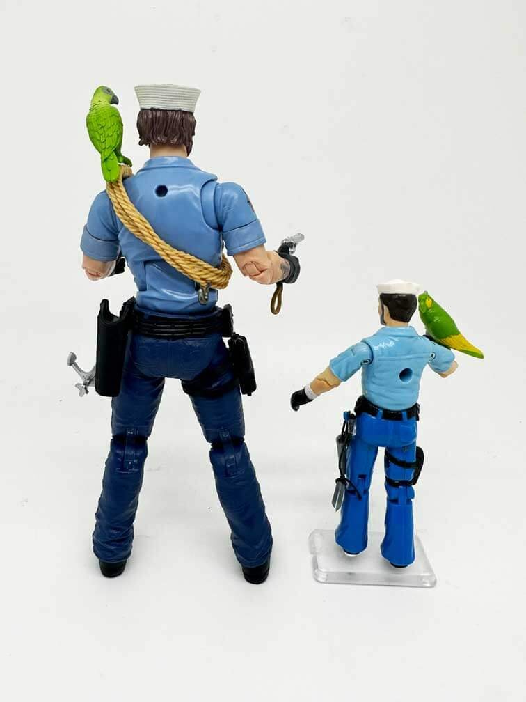 Shipwreck-GI-Joe-Classified-Series-comparison-to-vintage-rear