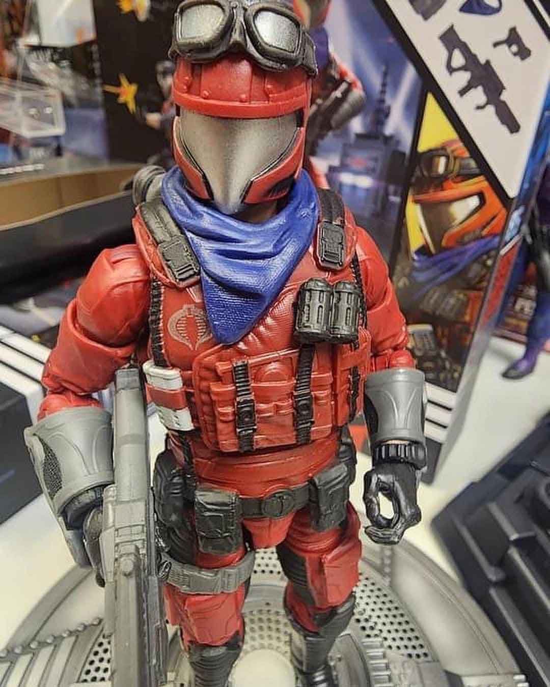 Crimson-Viper-GI-Joe-Classified-Series-In-Hand-3