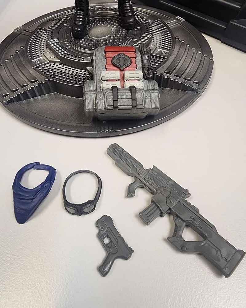 Crimson-Viper-GI-Joe-Classified-Series-In-Hand-6