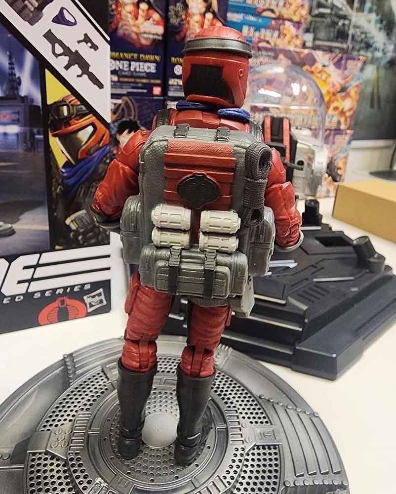 Crimson-Viper-GI-Joe-Classified-Series-In-Hand-7