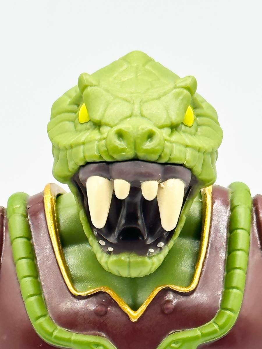 Fang-Or-MOTU-Origins-Mattel-Creations-Exclusive-Short-Fanged-Head-Sculpt-1