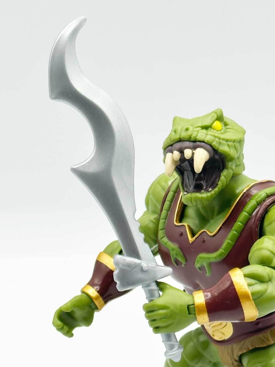 Fang-Or-MOTU-Origins-Mattel-Creations-Exclusive-Sword