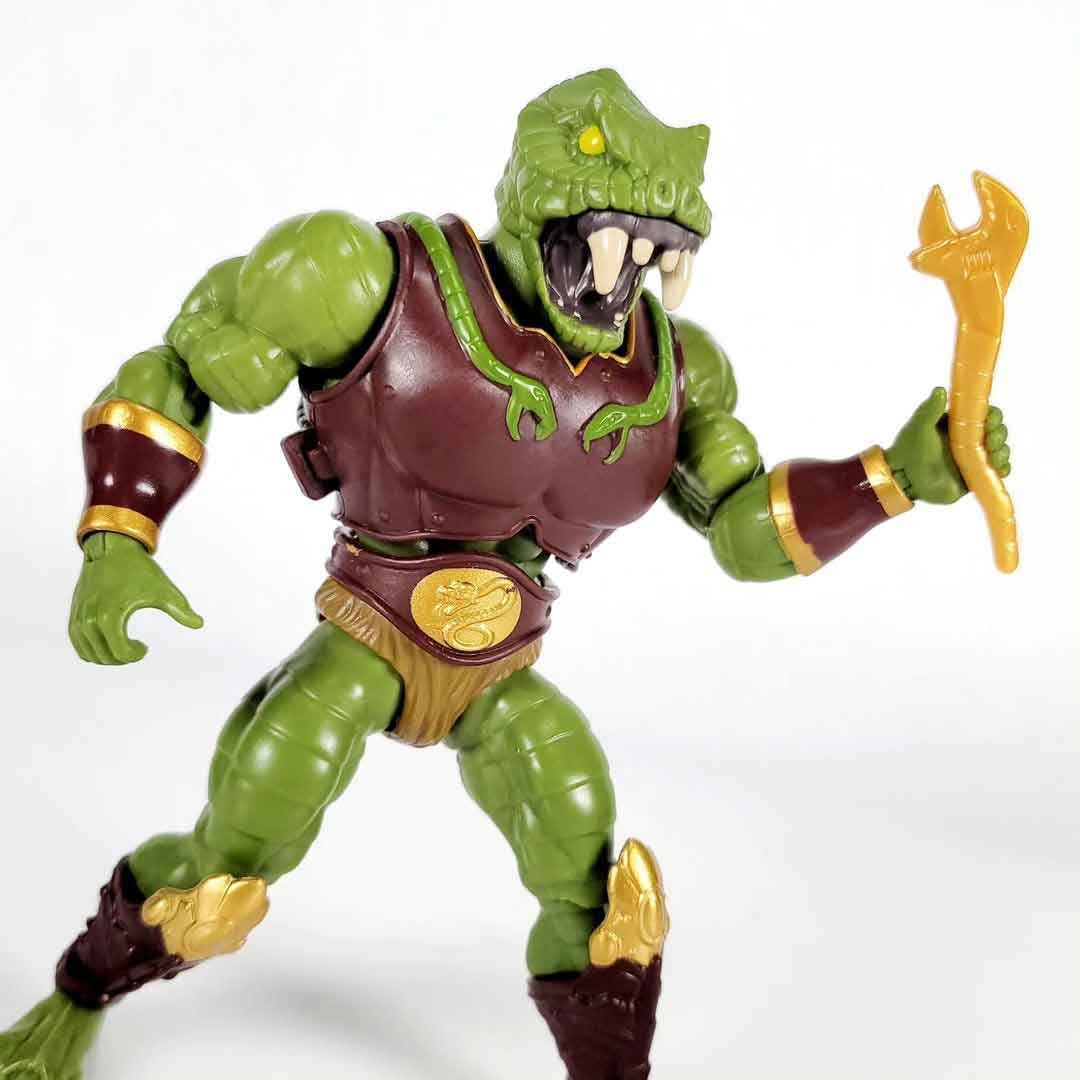 Fang-Or-Mattel-Creations-MOTU-Origins-In-Hand-2