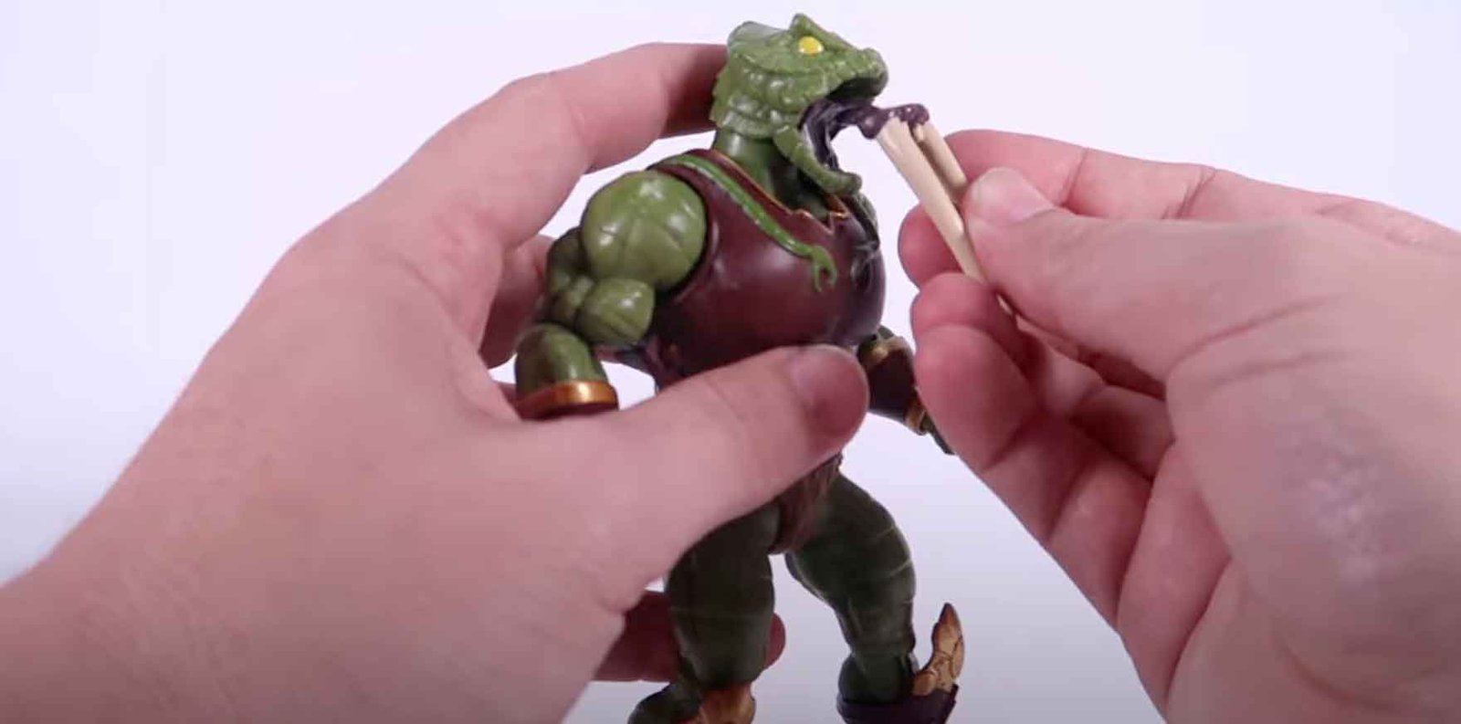 Fang-Or-Mattel-Creations-MOTU-Origins-In-Hand-7