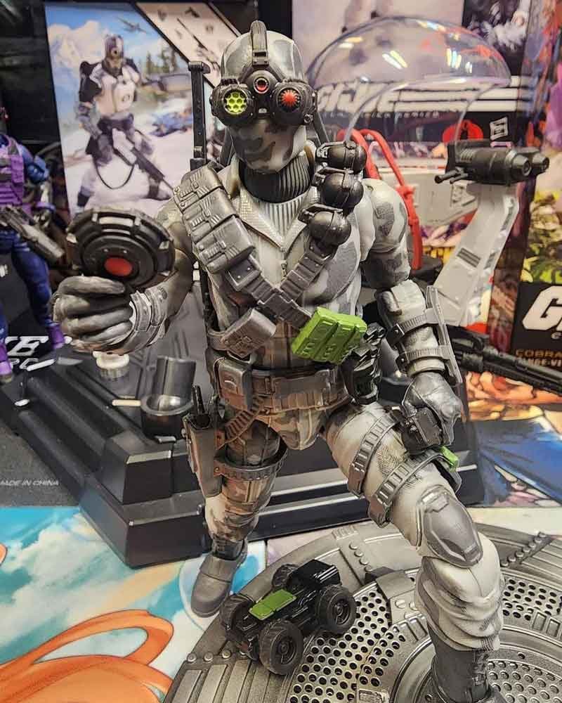 Firefly-GI-Joe-Classified-Series-In-Hand-3