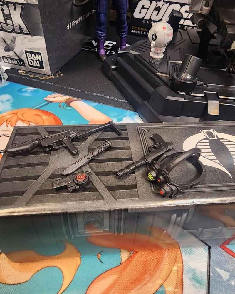 Firefly-GI-Joe-Classified-Series-In-Hand-8