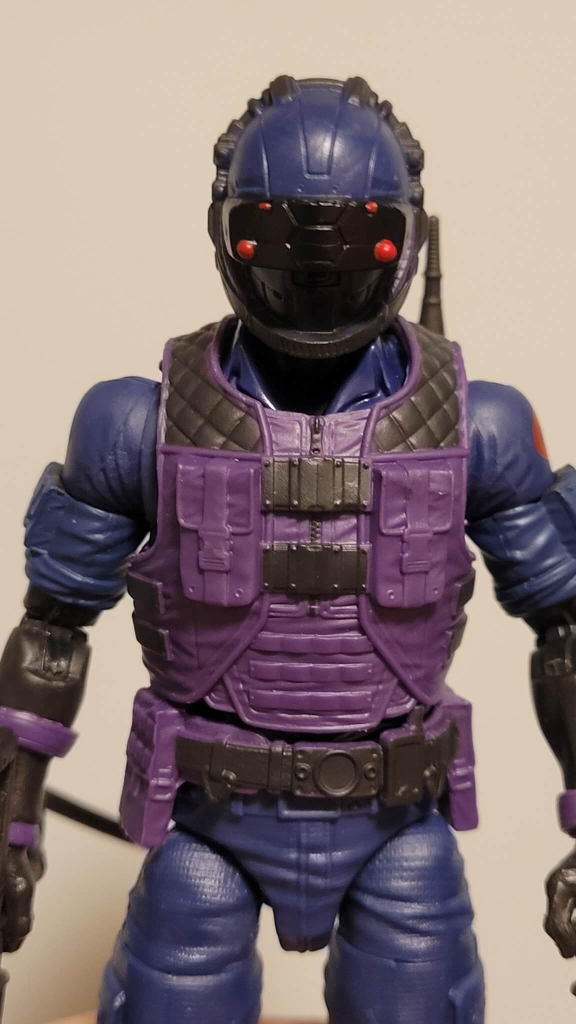 GI Joe Classified Series Tele Viper in Hand 6