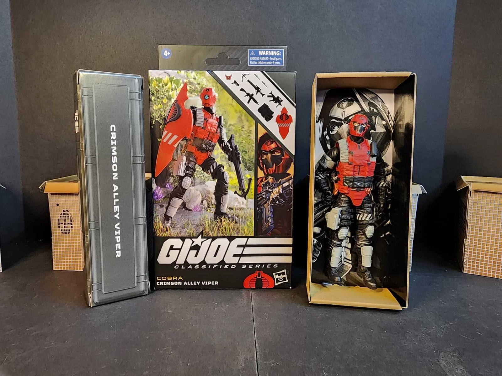 GI Joe Crimson Alley Viper in hand 1