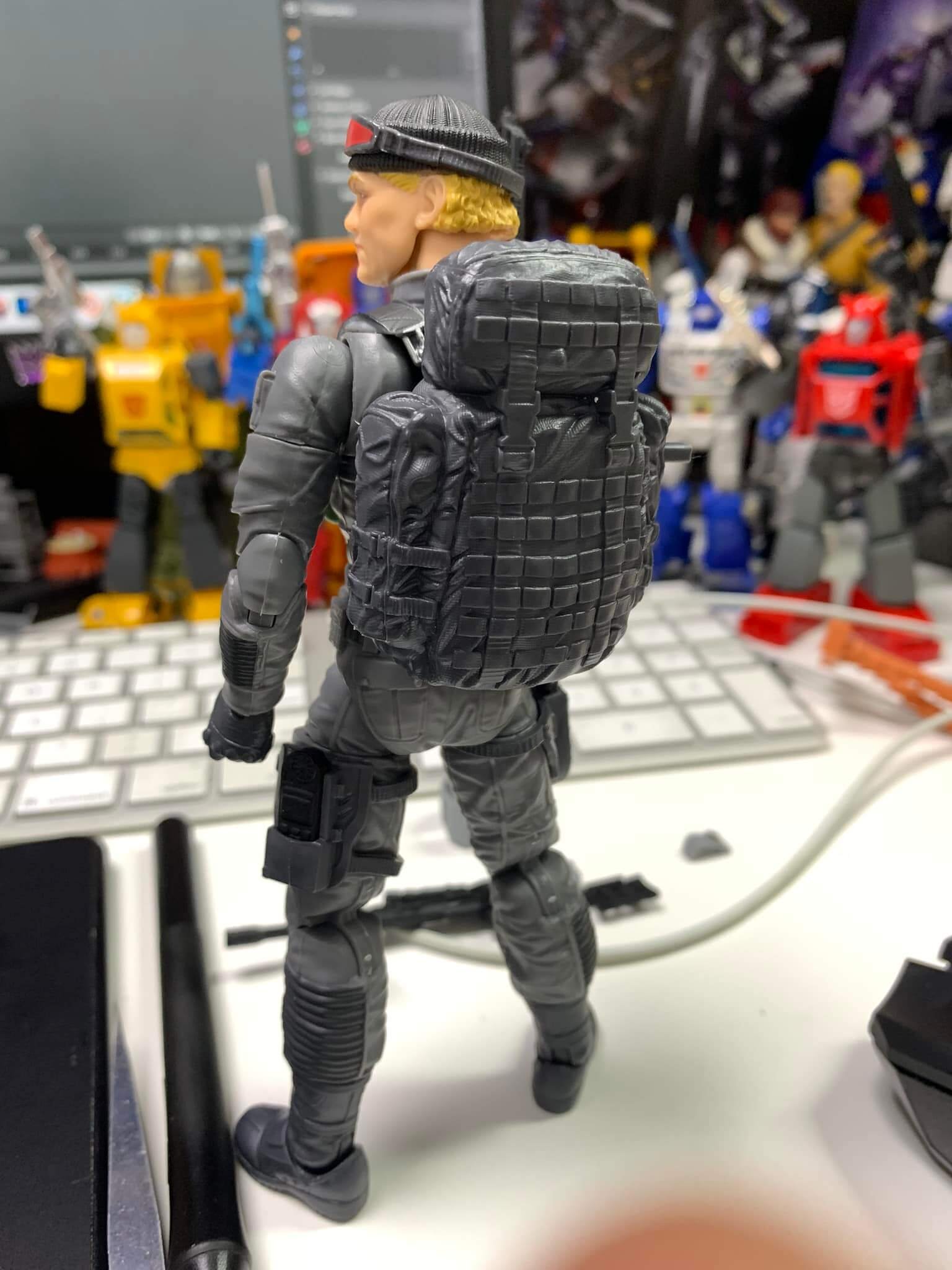 Gi Joe Classified Series Low Light in hand 11