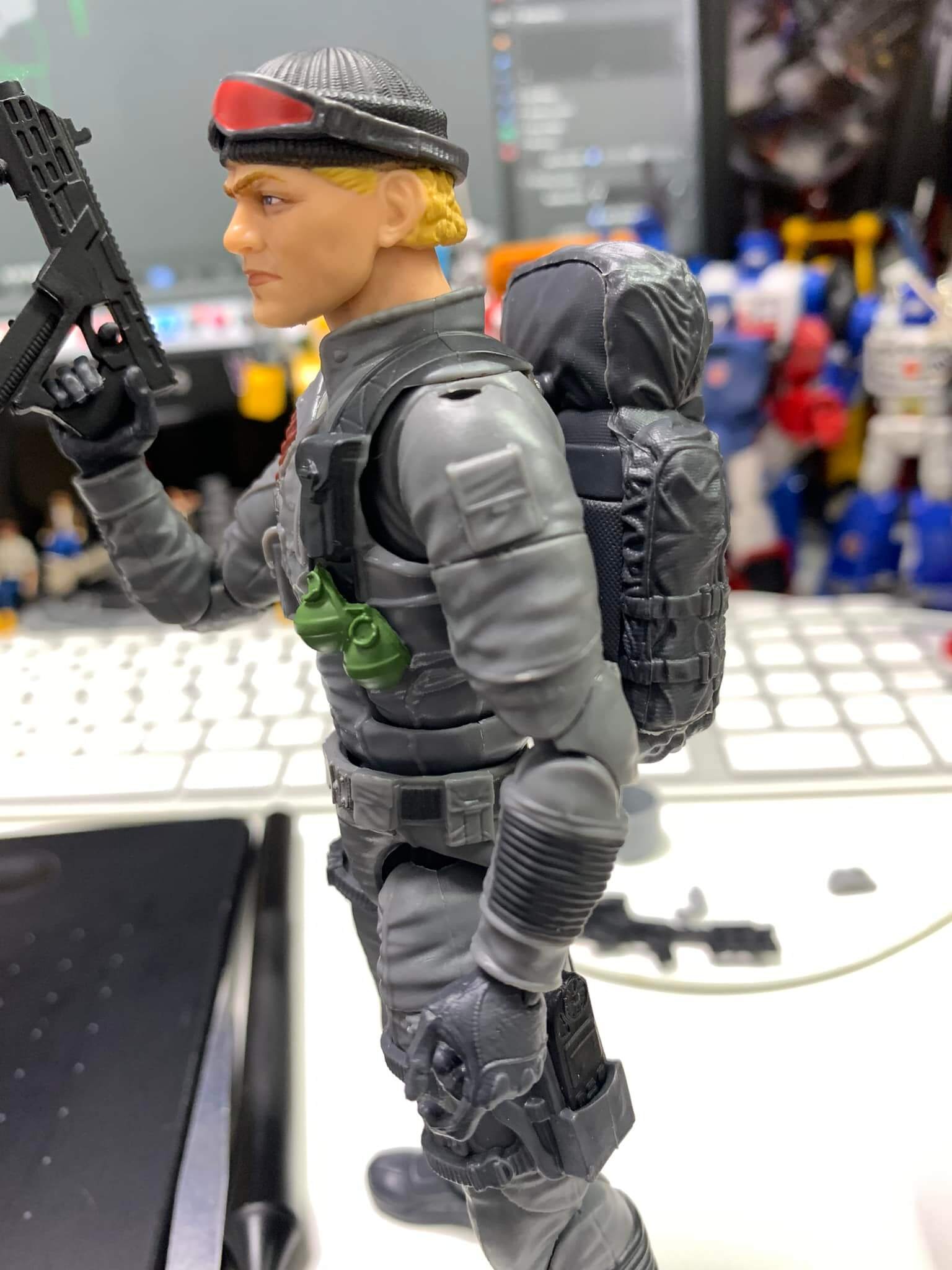 Gi Joe Classified Series Low Light in hand 13
