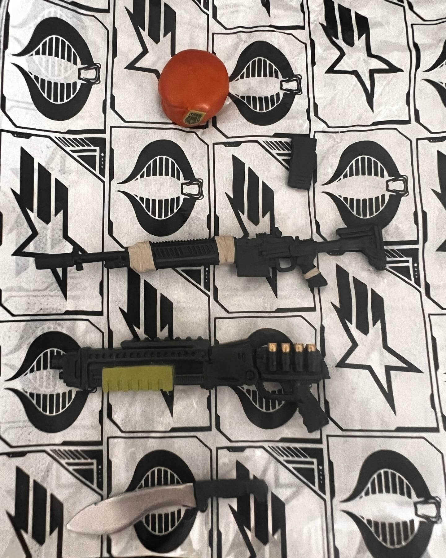 Gi Joe Classified Series Tiger Force Flint in hand 4