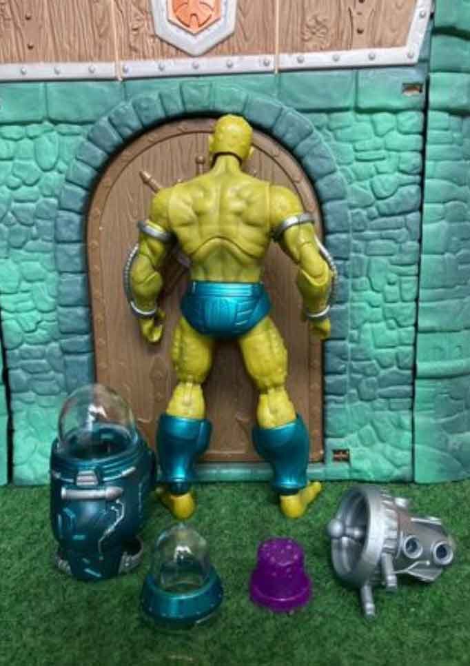 Slush-Head-NEw-Adventures-of-He-Man-In-Hand-4