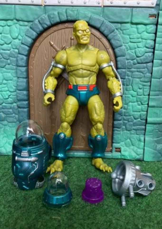 Slush-Head-NEw-Adventures-of-He-Man-In-Hand-5