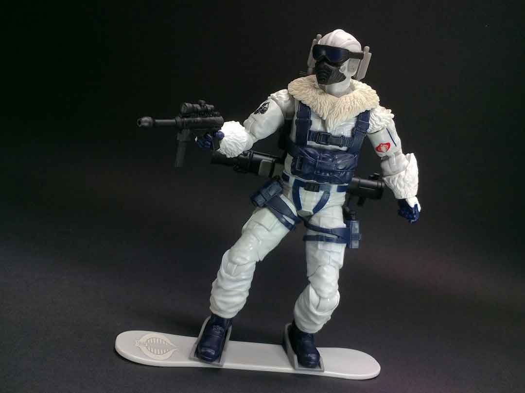 Snow-Serpent-GI-Joe-Classified-Series-In-Hand-6