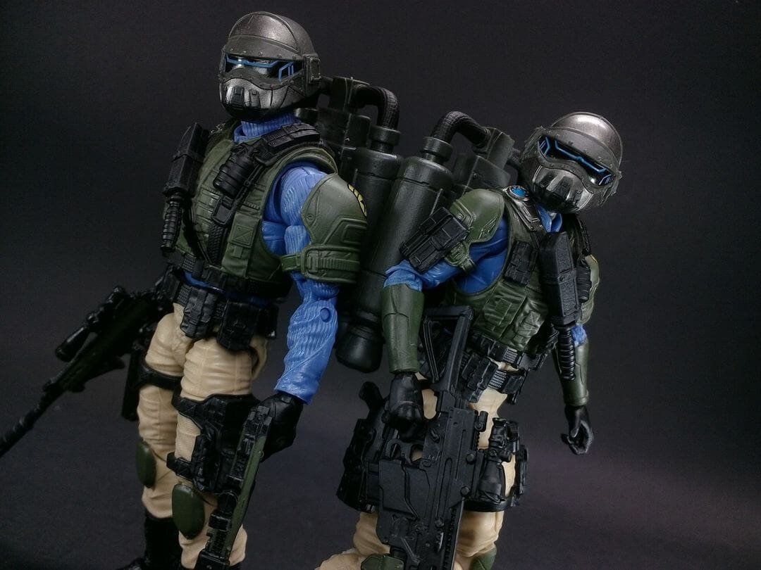 GI Joe Classified Steel Corps Troopers 2-Pack In Hand images 4