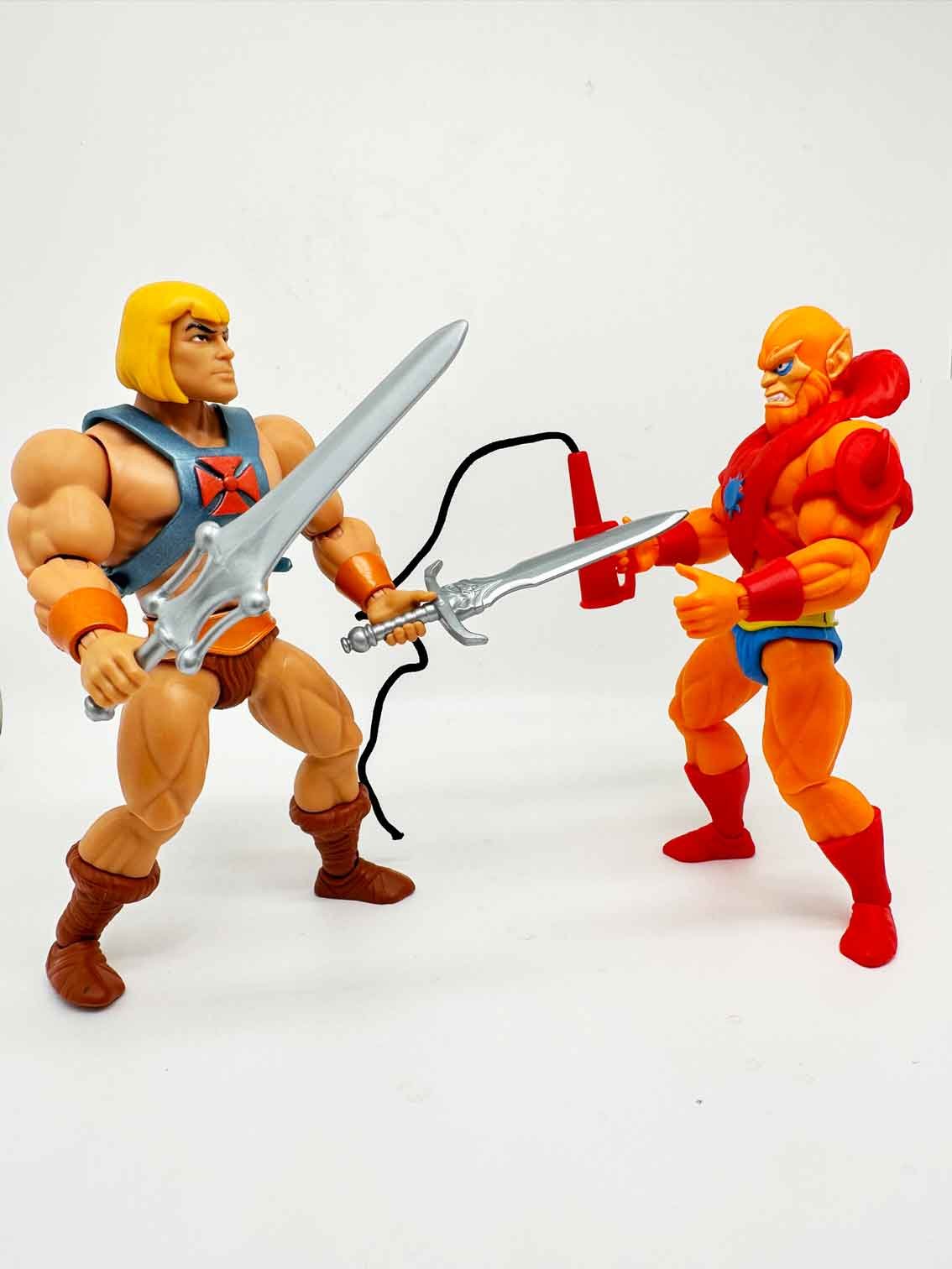 He-Man-Beast-Man-Cartoon-Collection-action-pose-1