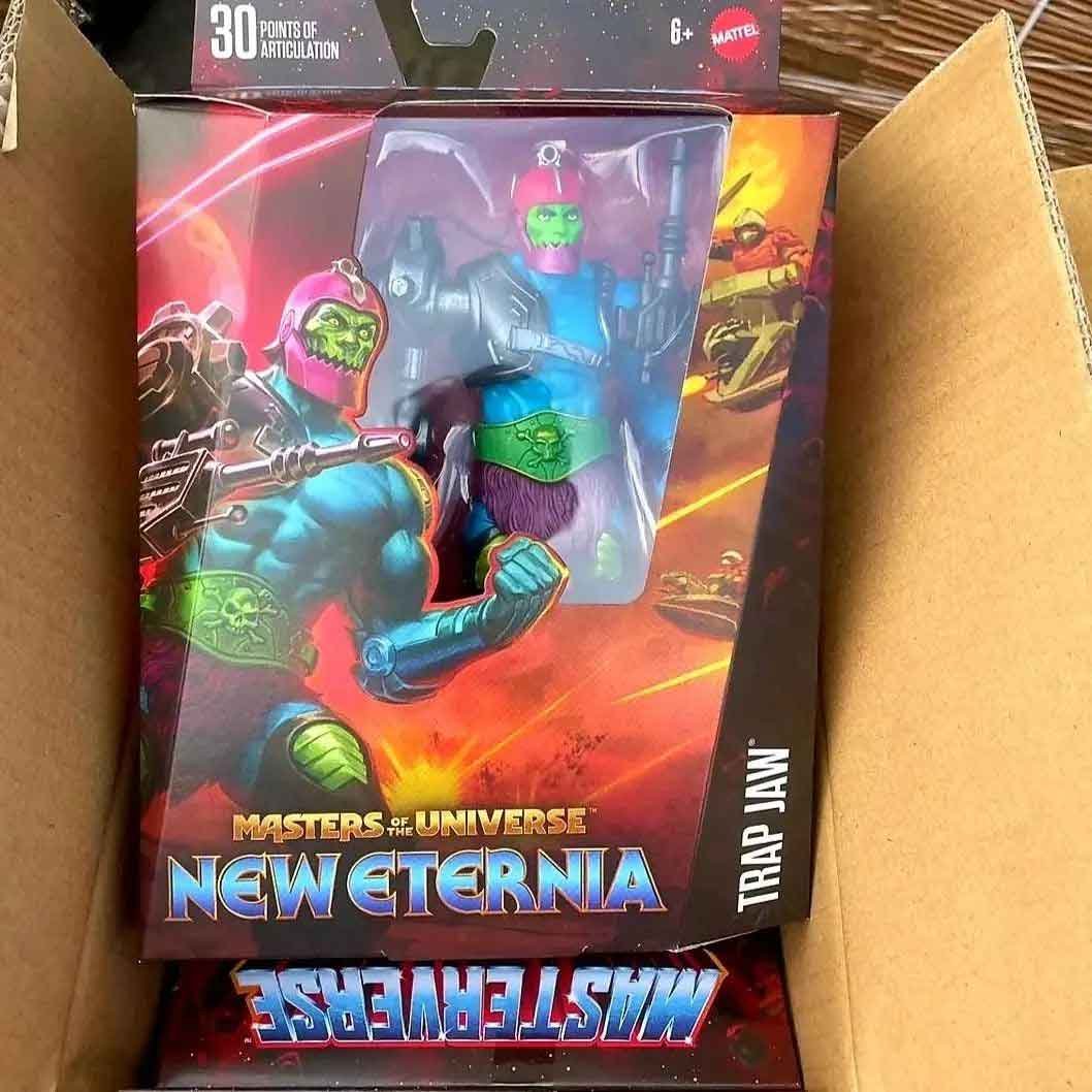 New-Eternia-Trap-Jaw-Masters-of-the-Universe-Masterverse-Box-Front
