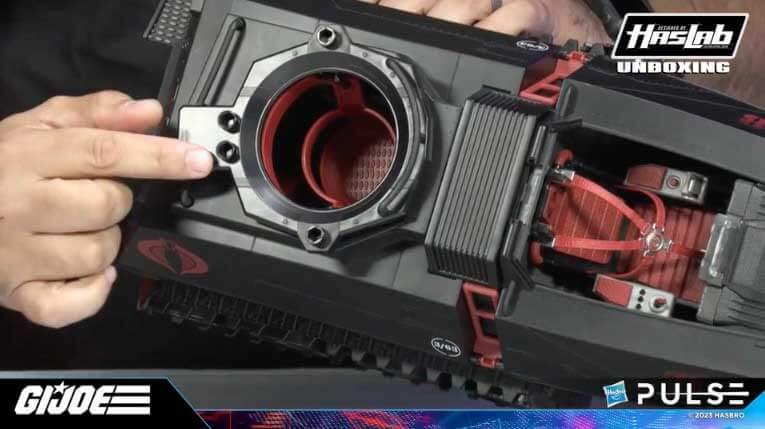 Cobra-Hiss-Tank-Gi-Joe-Classified-Series-Unboxing-HasLab-Unboxing-8