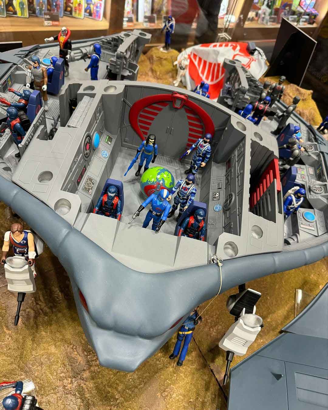 Cobra-Mothership-GI-Joe-ReAction-Super7-Vehicle-New-York-Comic-Con-2023-1