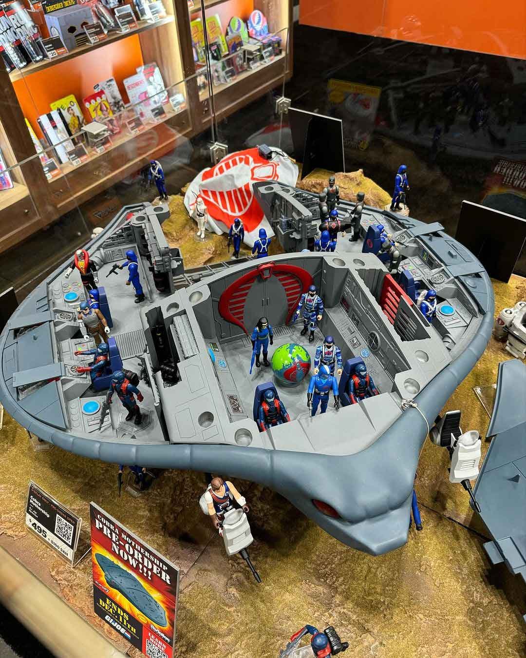 Cobra-Mothership-GI-Joe-ReAction-Super7-Vehicle-New-York-Comic-Con-2023-4