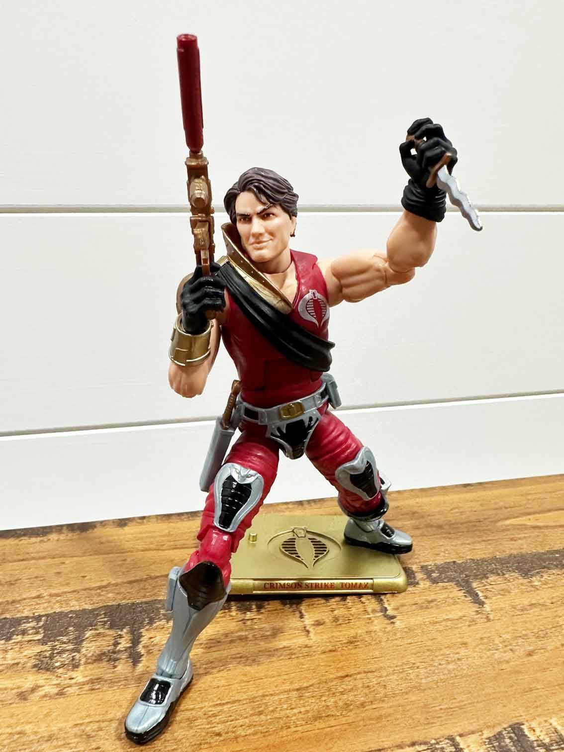 Crismosn-Strike-Team-Tomax-action-pose-1