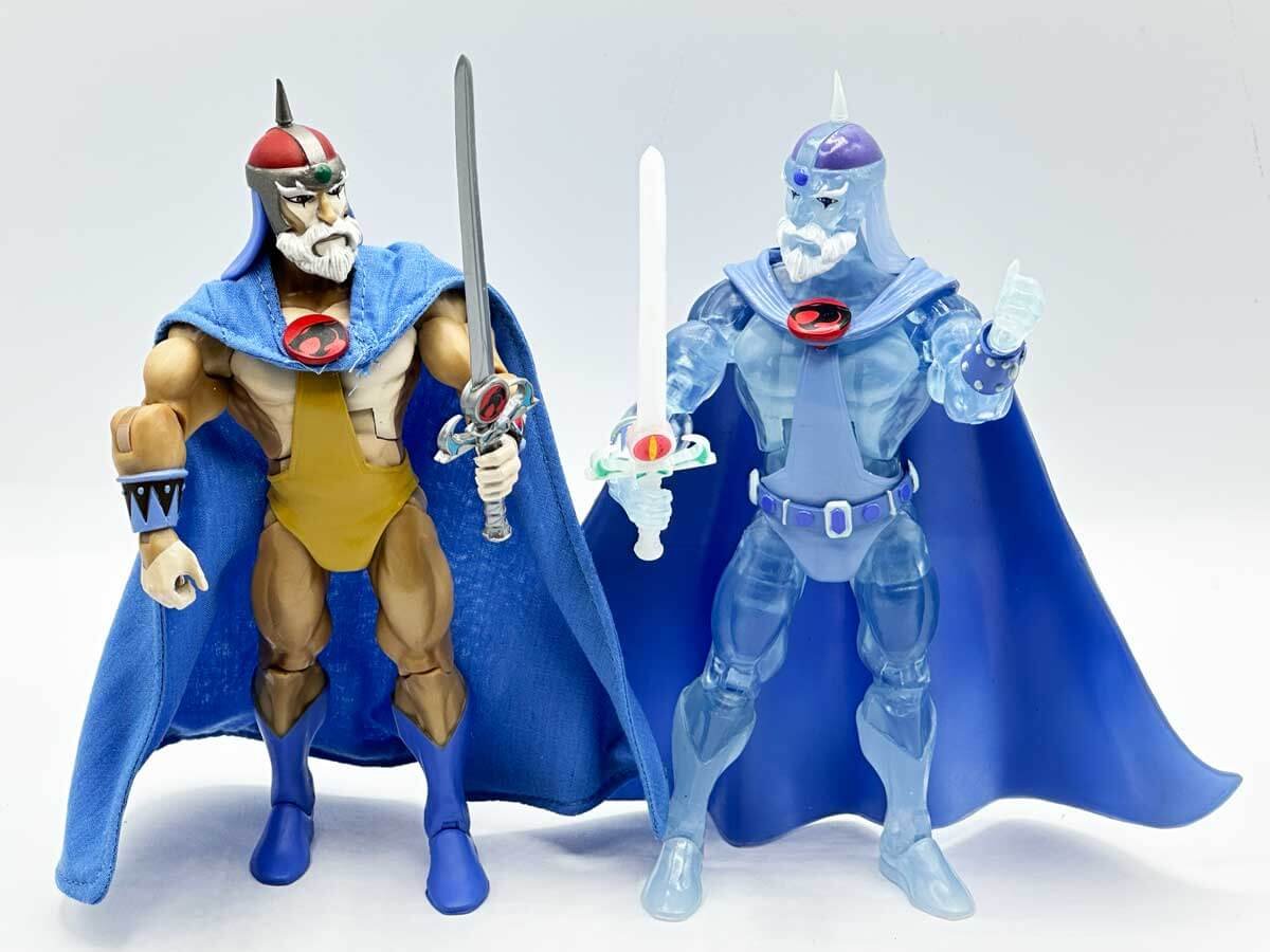 Ghost-Jaga-Super7-ThunderCats-Ultimates-Exclusive-vs-First-Release 2