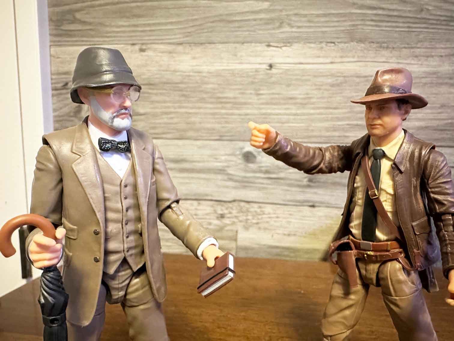 Indiana-Jones-&-Henry-Jones-Last-Crusade-Adventure-Series-In-Hand-2