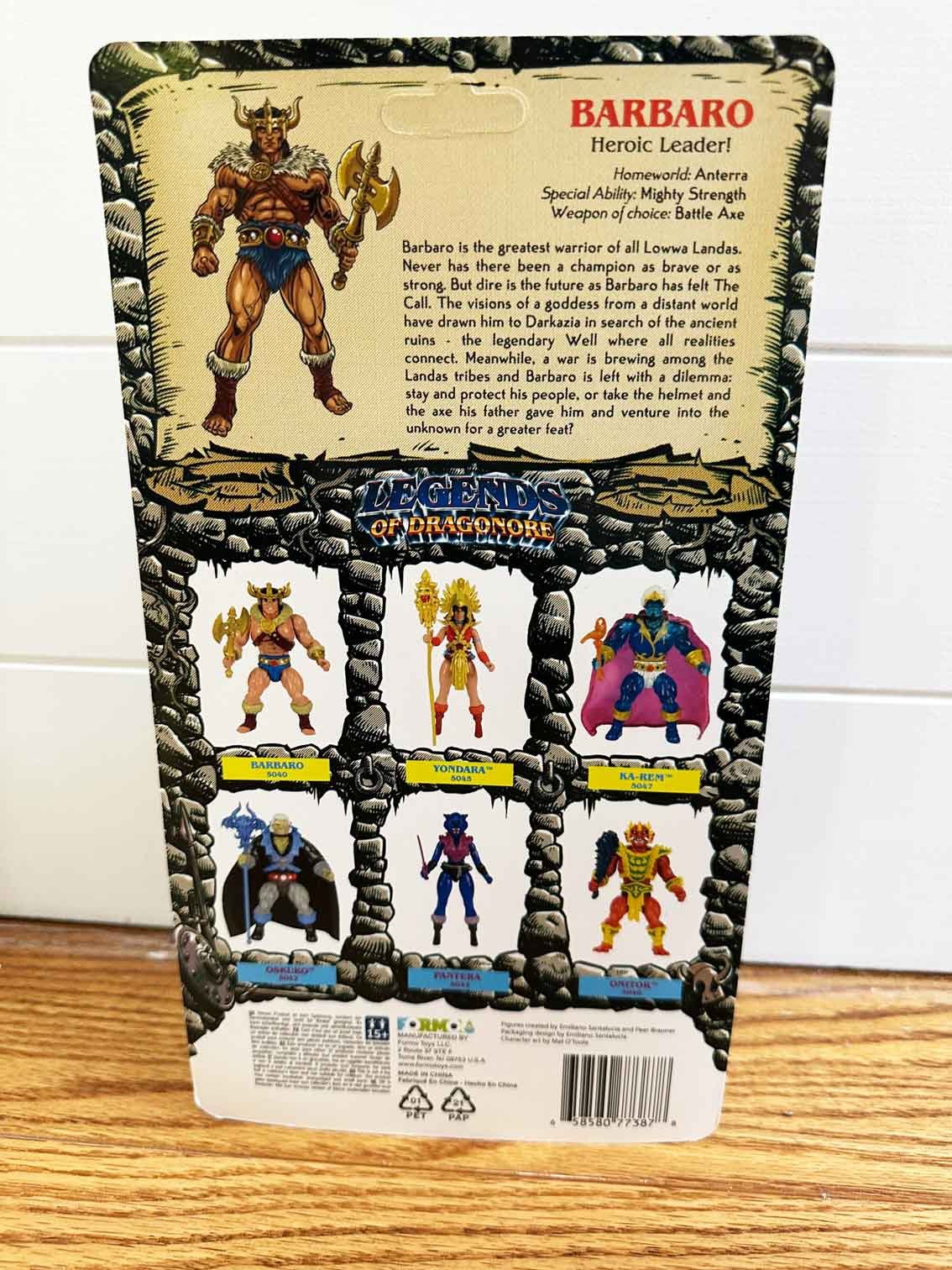 Legends-of-Dragonore-Barbaro-package-rear-In-Hand-Images