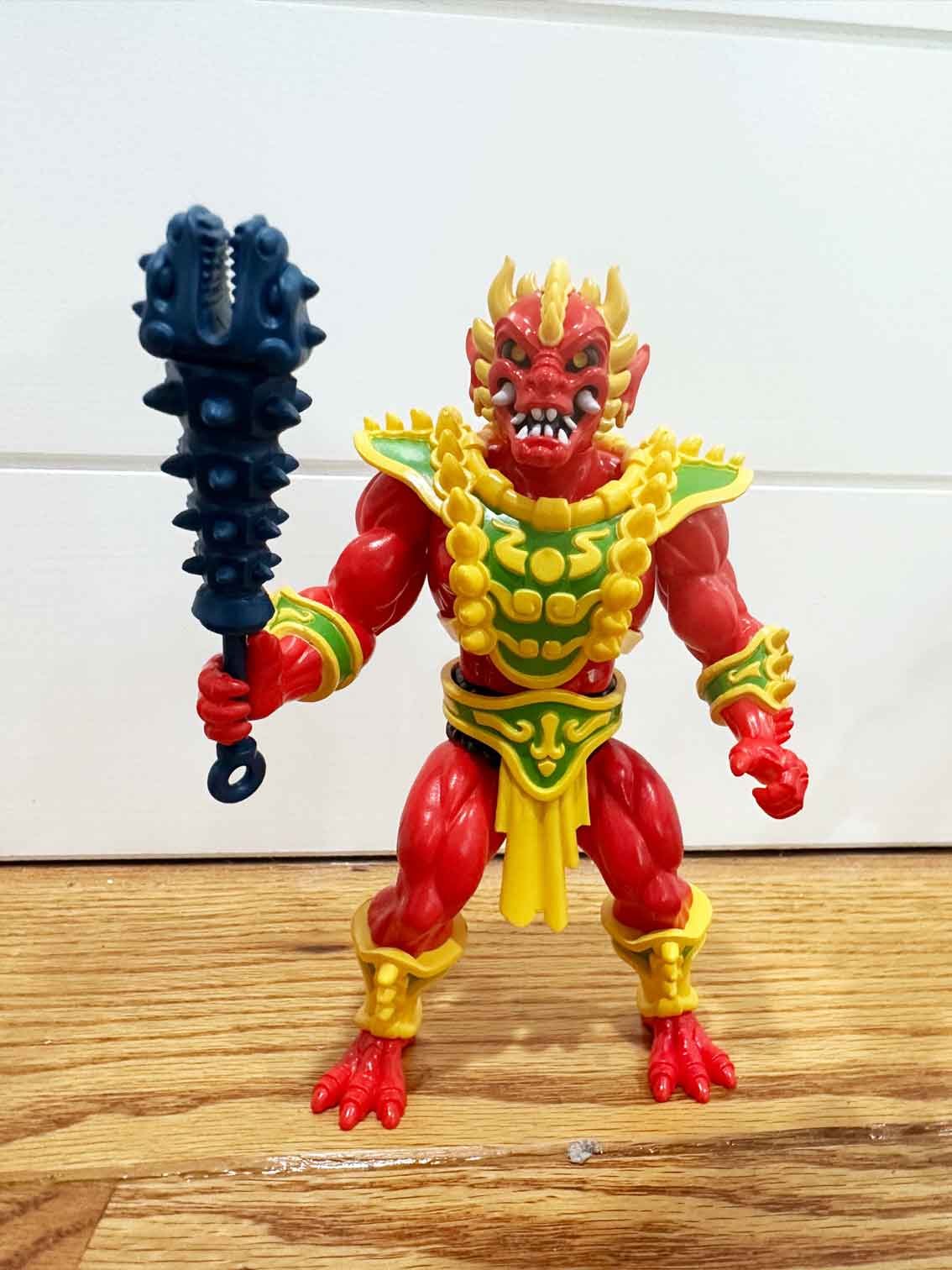 Legends-of-Dragonore-Onitor-In-Hand-Images-1