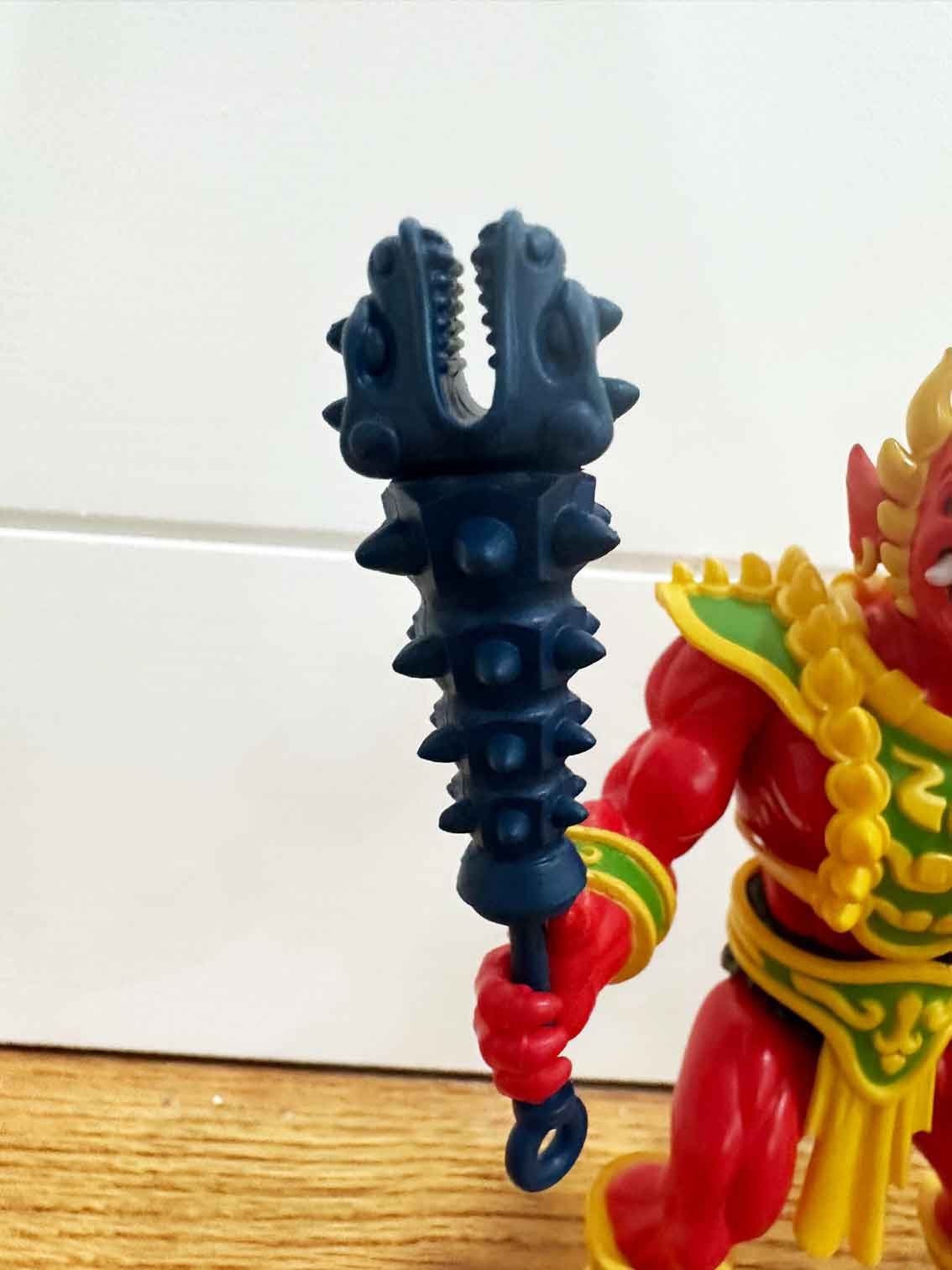 Legends-of-Dragonore-Onitor-In-Hand-Images-3