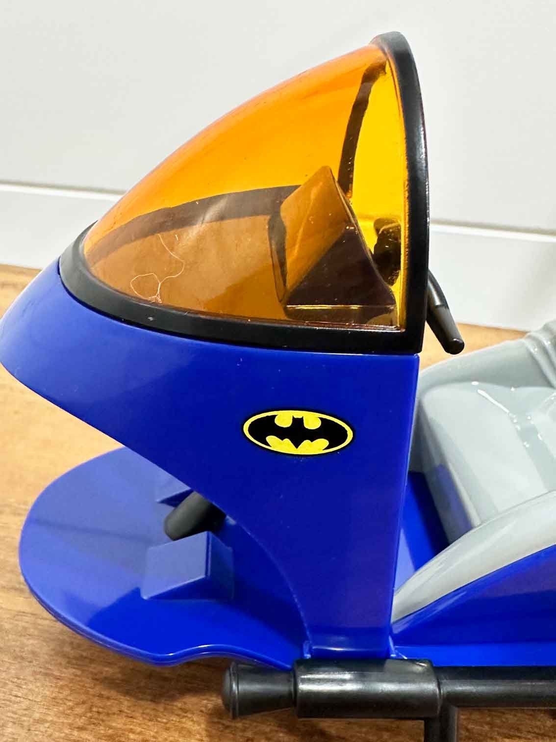 McFarlane-DC-Super-Powers-Whirlybat-in-hand-3