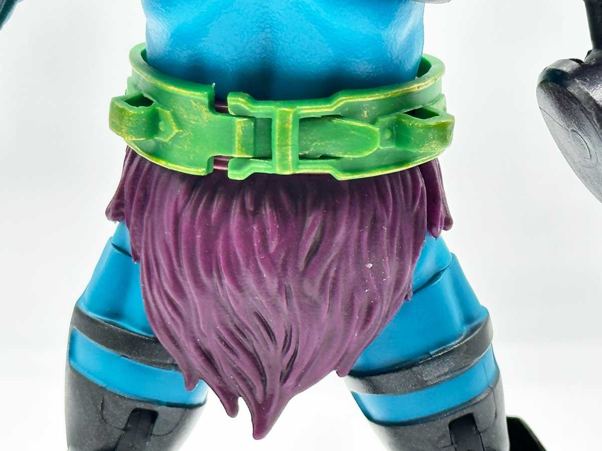 New-Eternia-Trap-Jaw-Masterverse-Review-Belt-Back-2
