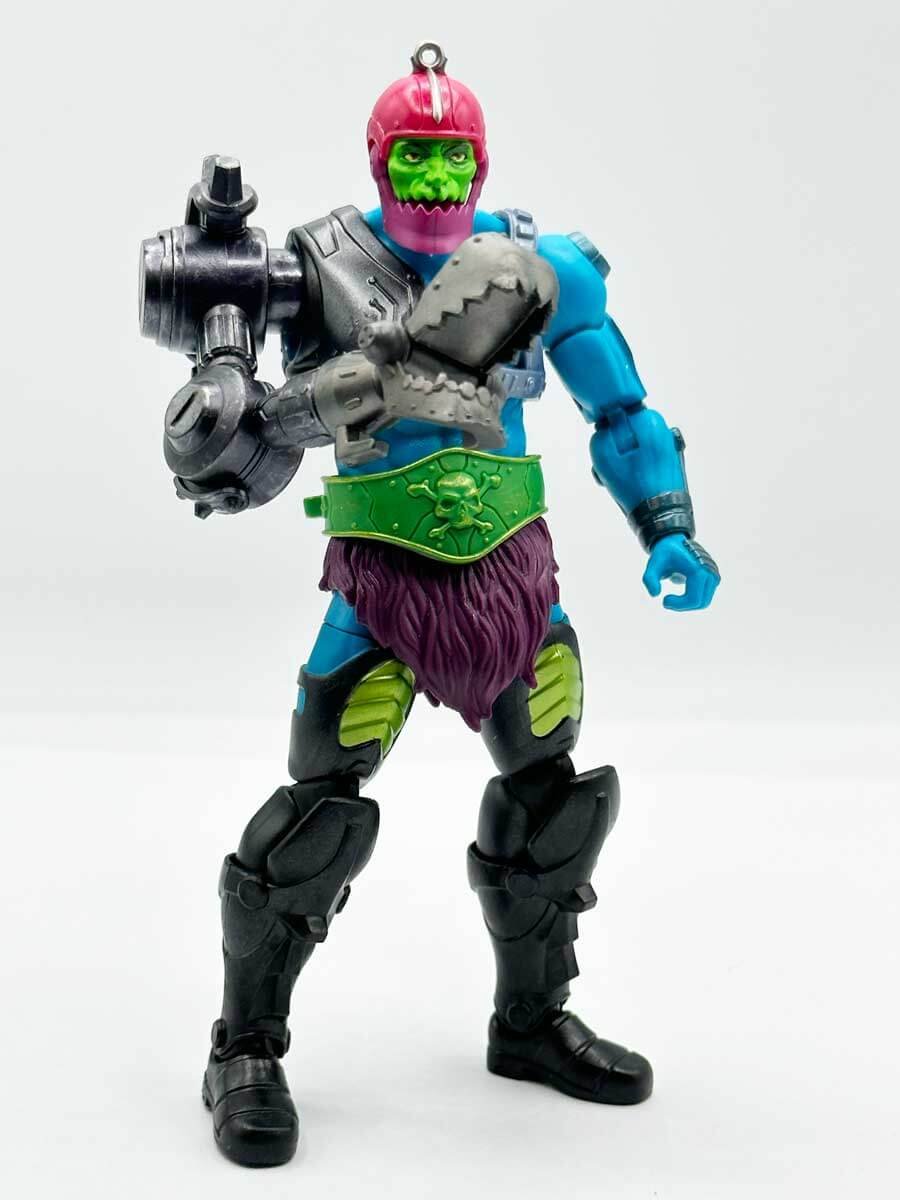 New-Eternia-Trap-Jaw-Masterverse-Review-Clamp-Pose