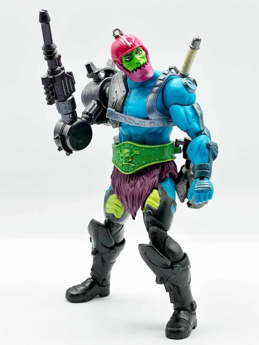 New-Eternia-Trap-Jaw-Masterverse-Review-Laser