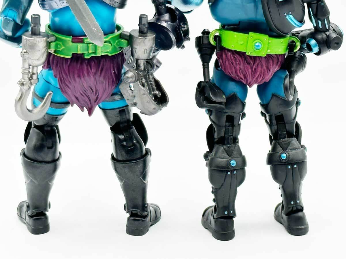 New-Eternia-Trap-Jaw-Masterverse-Review-MOTU-Classics-Comparison-Lower-Back
