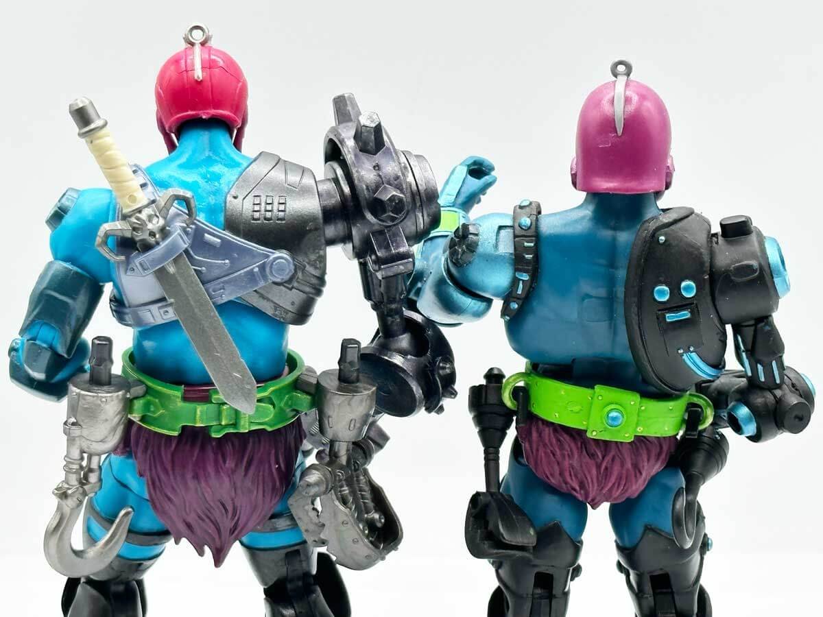 New-Eternia-Trap-Jaw-Masterverse-Review-MOTU-Classics-Comparison-Upper-Back