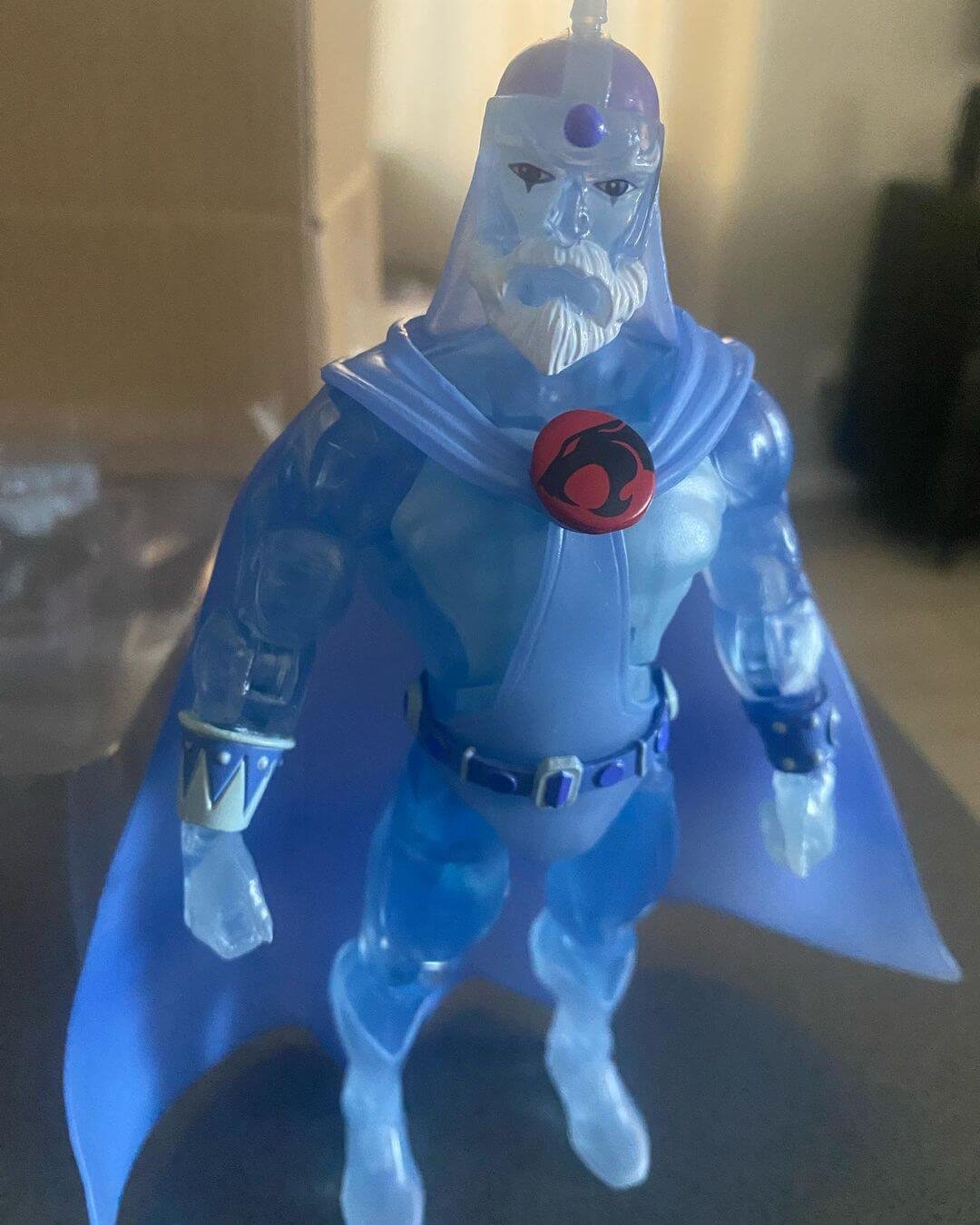 ThunderCats Ultimates Ghost Jaga in hand 11