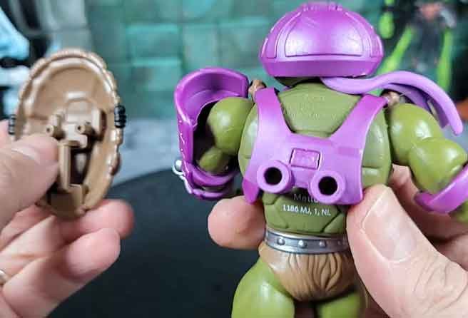Donatello-Turtles-of-Grayskull-In-Hand-4