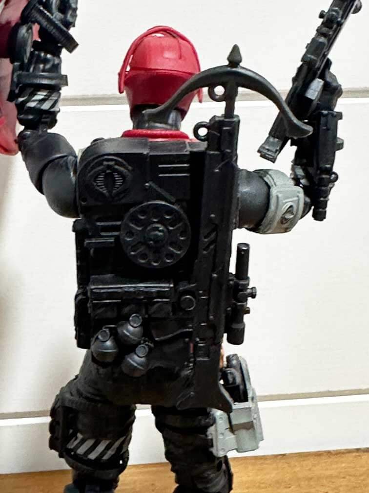 GI-Joe-Classified-Series-Crimson-Alley-Viper-In-Hand--12