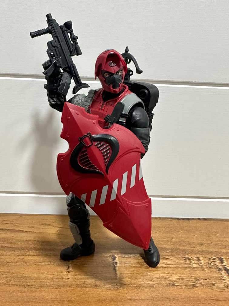 GI-Joe-Classified-Series-Crimson-Alley-Viper-In-Hand--19