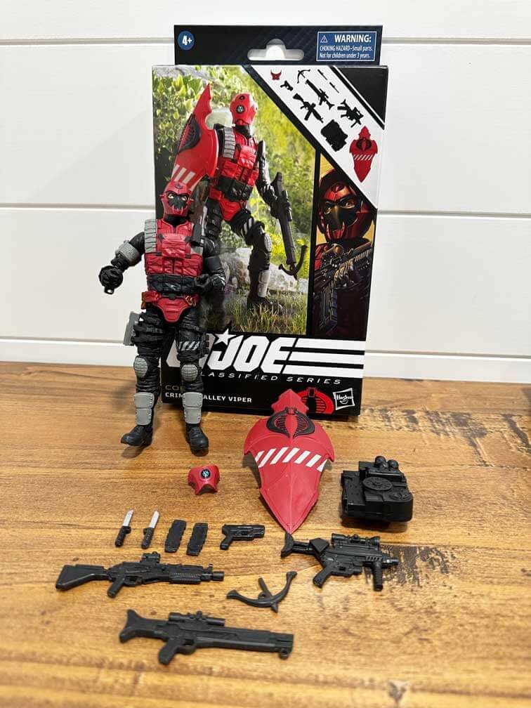 GI-Joe-Classified-Series-Crimson-Alley-Viper-In-Hand--pack-out