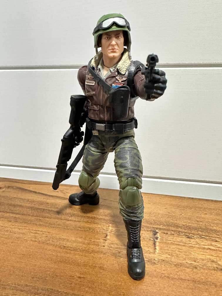 GI-Joe-Classified-Series-General-Hawk-IH-action-pose-2