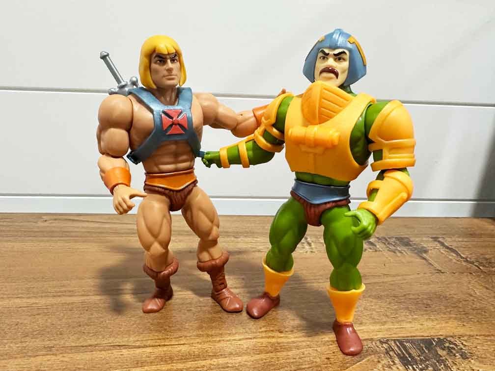 Man-At-Arms-Cartoon-Collection-action-pose-5
