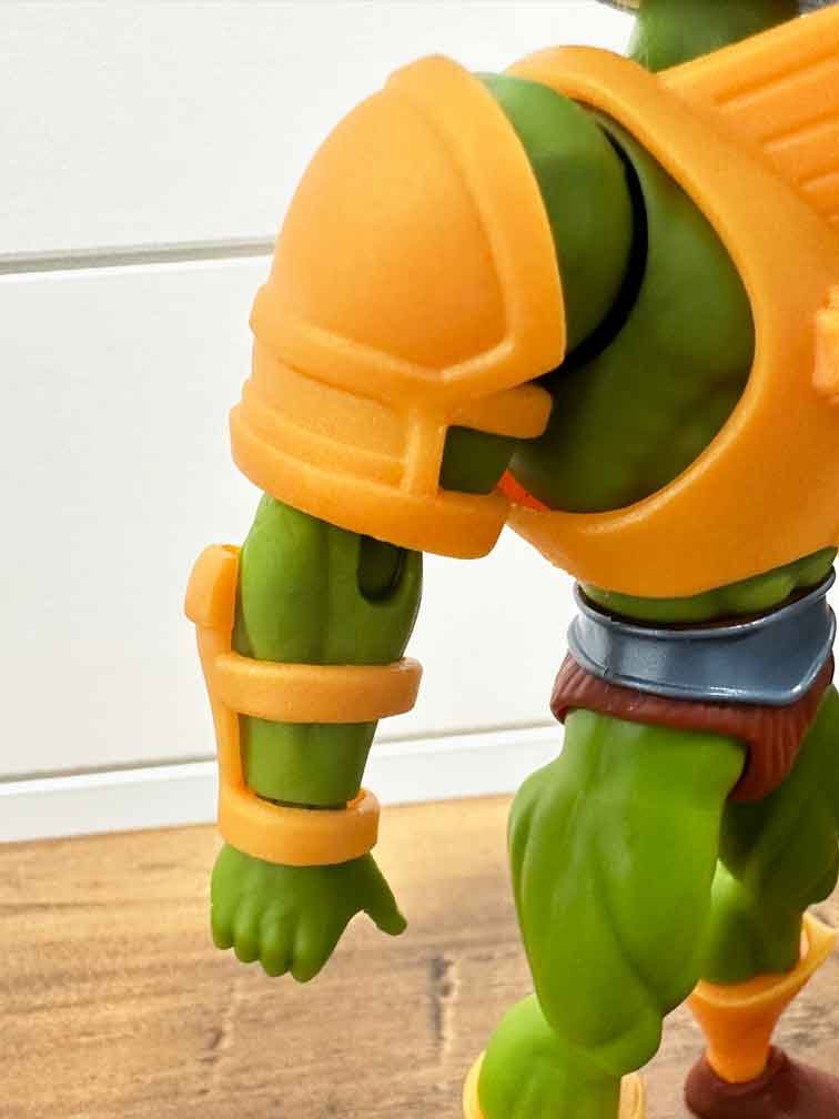 Man-At-Arms-Cartoon-Collection-right-arm