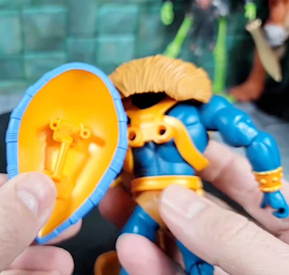 Man-At-Arms-Turtles-of-Grayskull-TMNT-MOTU-Origins-6