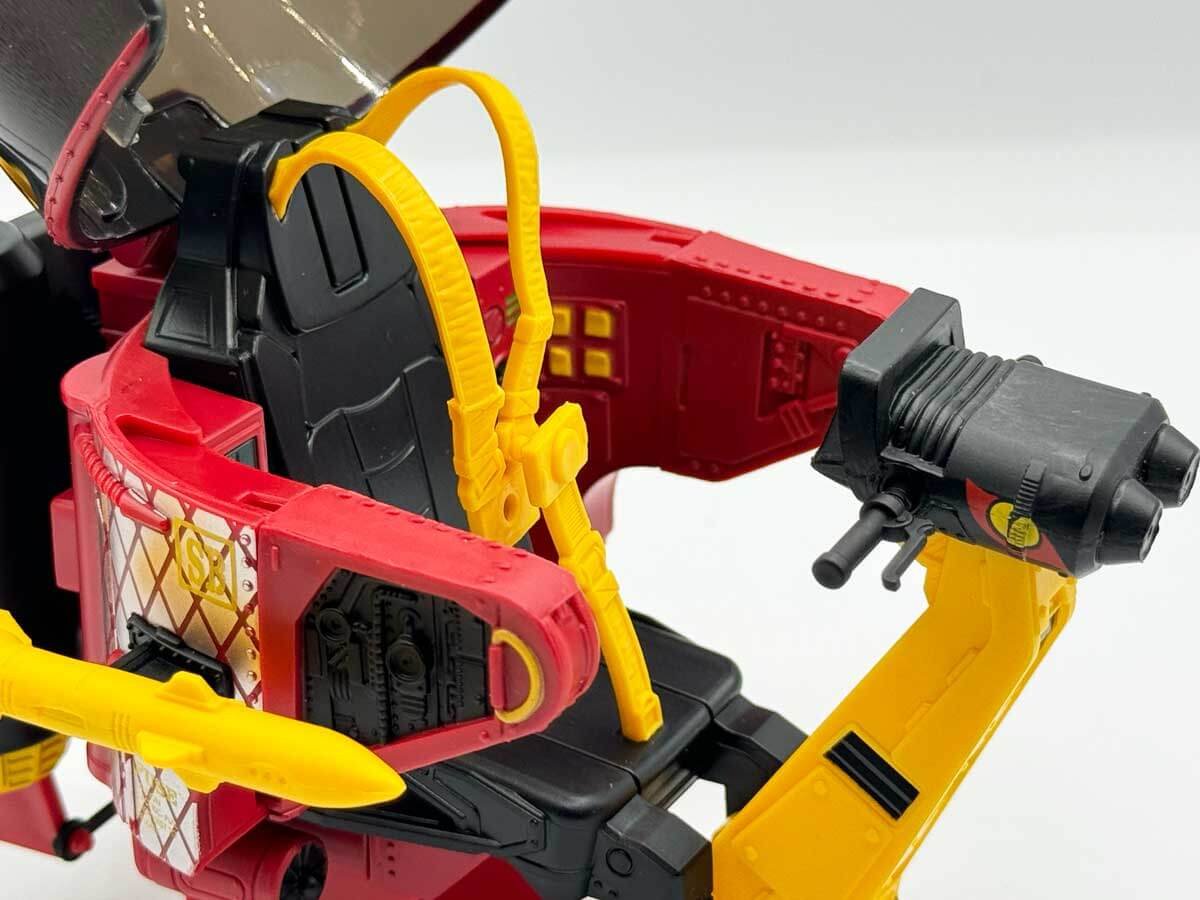 Python-Patrol-Flight-Pod-GI-Joe-Classified-Series-Review-Seat-Belt