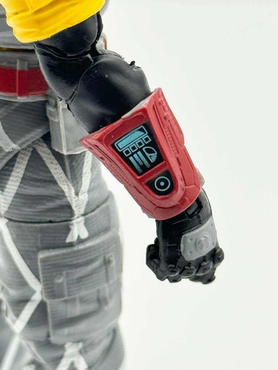 Python-Patrol-Tele-Viper-GI-Joe-Classified-Series-Review-Right-Forearm