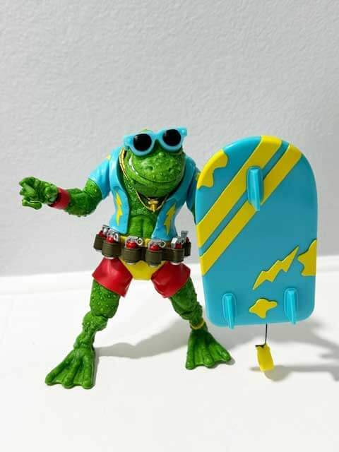 Super7-TMNT-Ultimates-Genghis-Frog-Action-pose-10